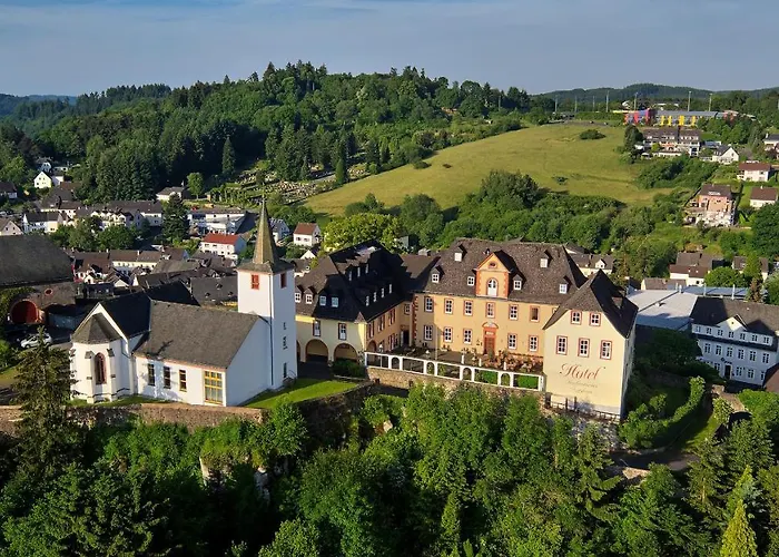 Schloßhotel Kurfürstliches Amtshaus Dauner Burg